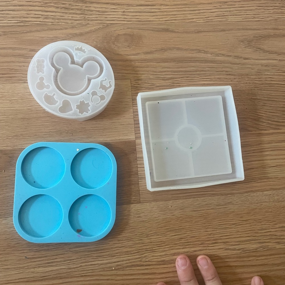 Resin molds